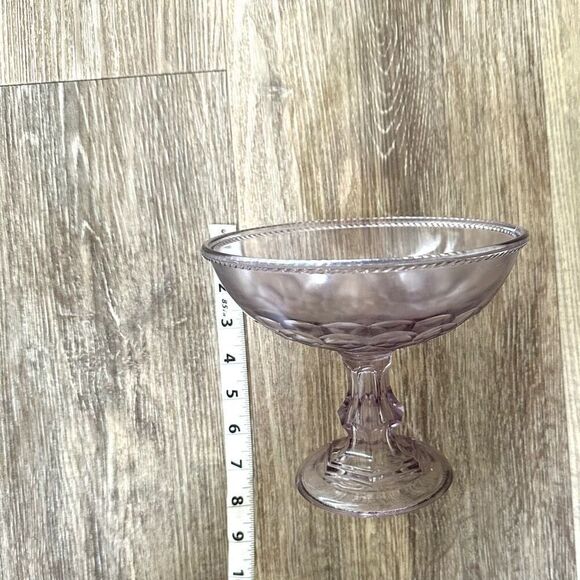 Vintage early American pattern glass  pedestal dish - Picture 5 of 8